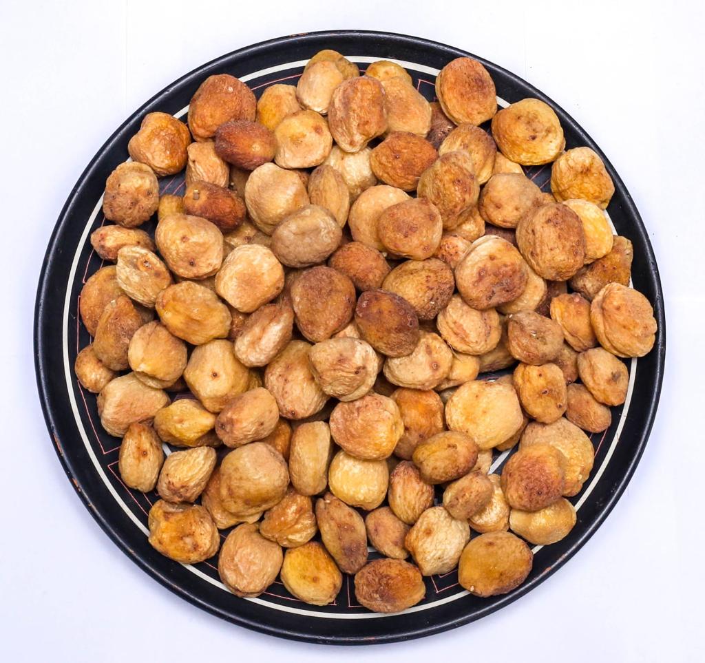 Dried Apricots (Chuli or Khobani)